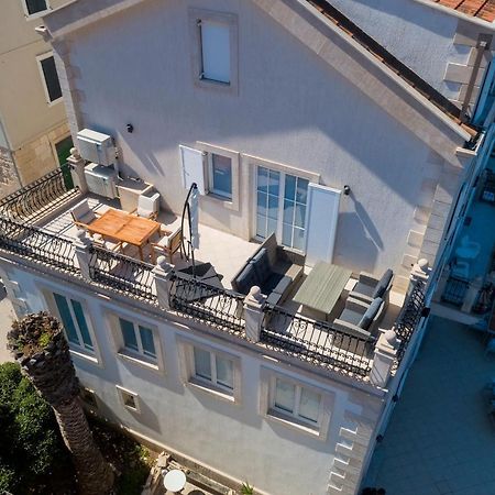 Seafront Apartment Duo Vis Exterior foto