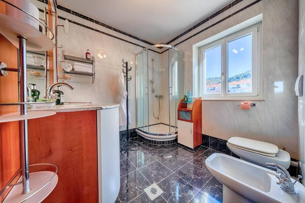 Seafront Apartment Duo Vis Exterior foto